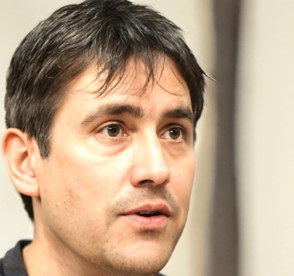Portrait de Fabien Moreau, expert financier